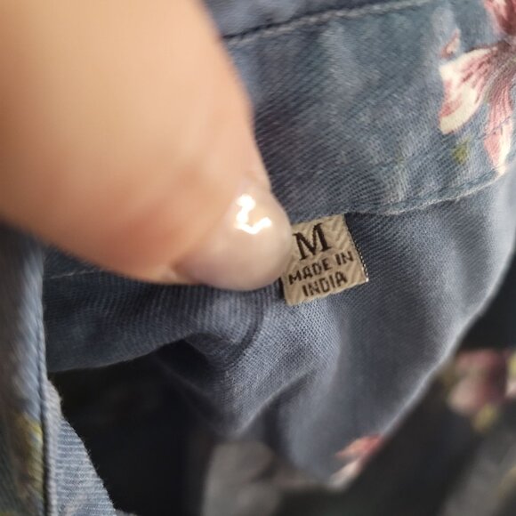 Jachs New York wpmens blue Floral Short Sleeve Button-Down Shirt Size M - Picture 4 of 6